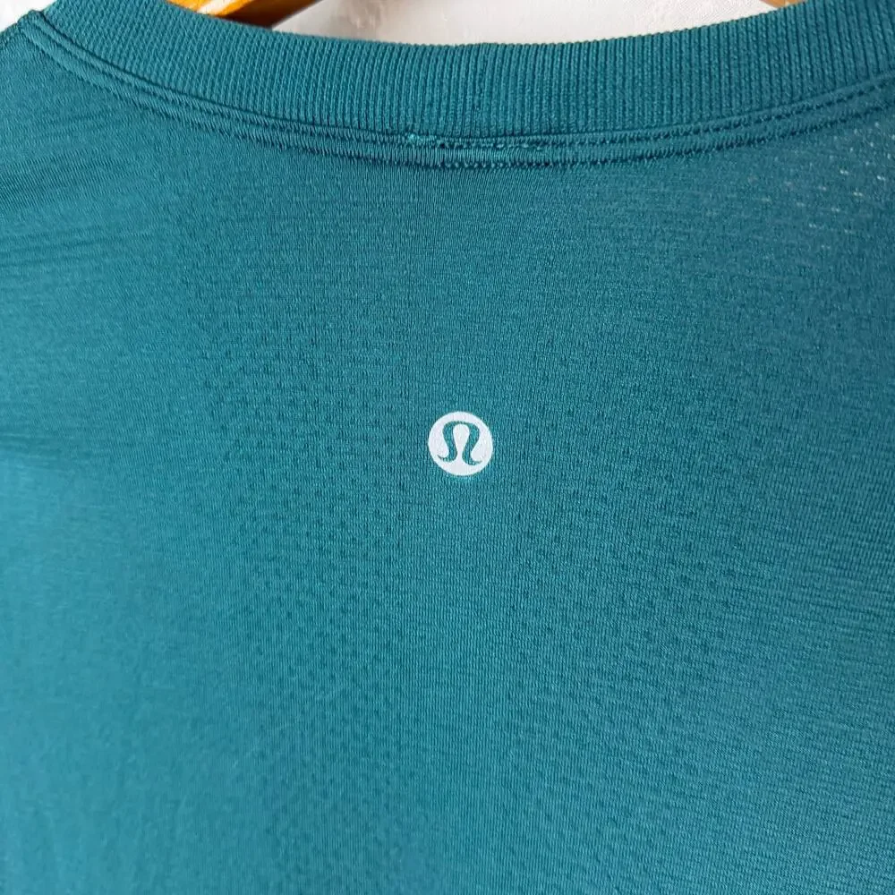 lululemon Teal Seamless Long Sleeve Athletic Top No Tag